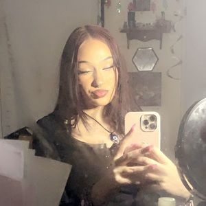 Meet your Posher, Natalie